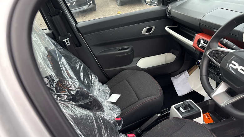 Dacia Spring 27kWh Expression 65 48kW 5dr Auto Electric Hatchback